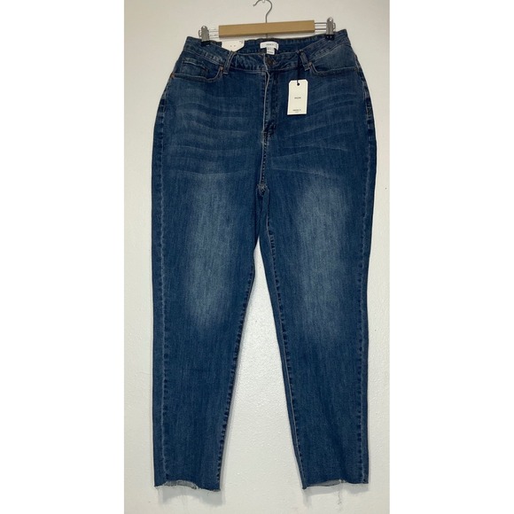 Forever 21 Denim - Forever 21+ Mom Jeans 14 High Rise  Blue Denim Raw Hem Basic Minimalist Stretch‎